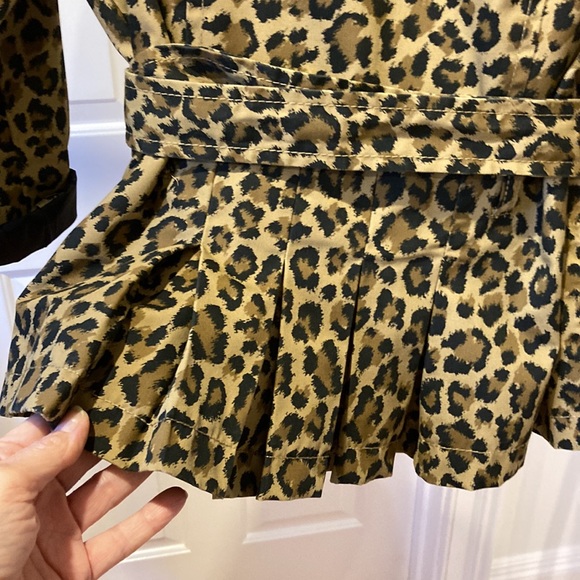 H&M leopard rain jacket. Double-breasted. Belted.  Size 8 - Picture 9 of 10